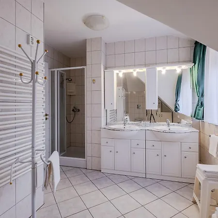 Apart Otel Amphora 4*